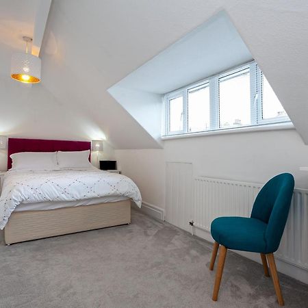 Cosy 2 Bed Apartment - Close To Leeds Centre Zewnętrze zdjęcie