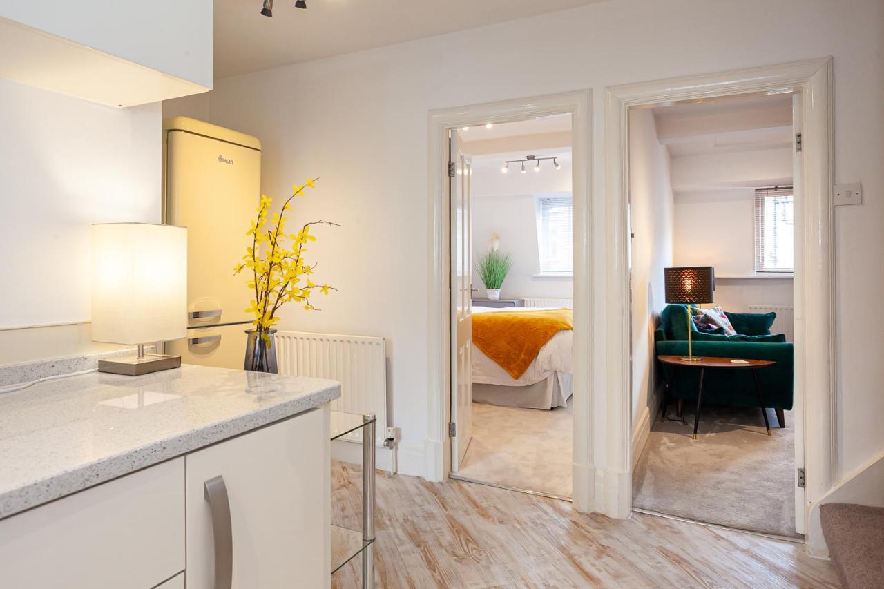 Cosy 2 Bed Apartment - Close To Leeds Centre Zewnętrze zdjęcie